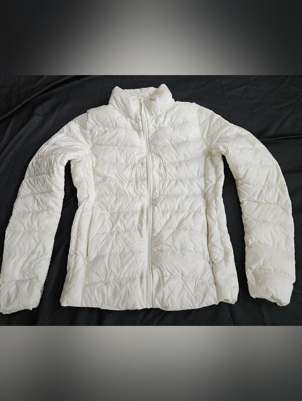 Uniqlo Women's White Quilted Ultraight Puffer Jacket Size XSmall